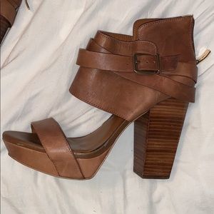 BCBG HEELS